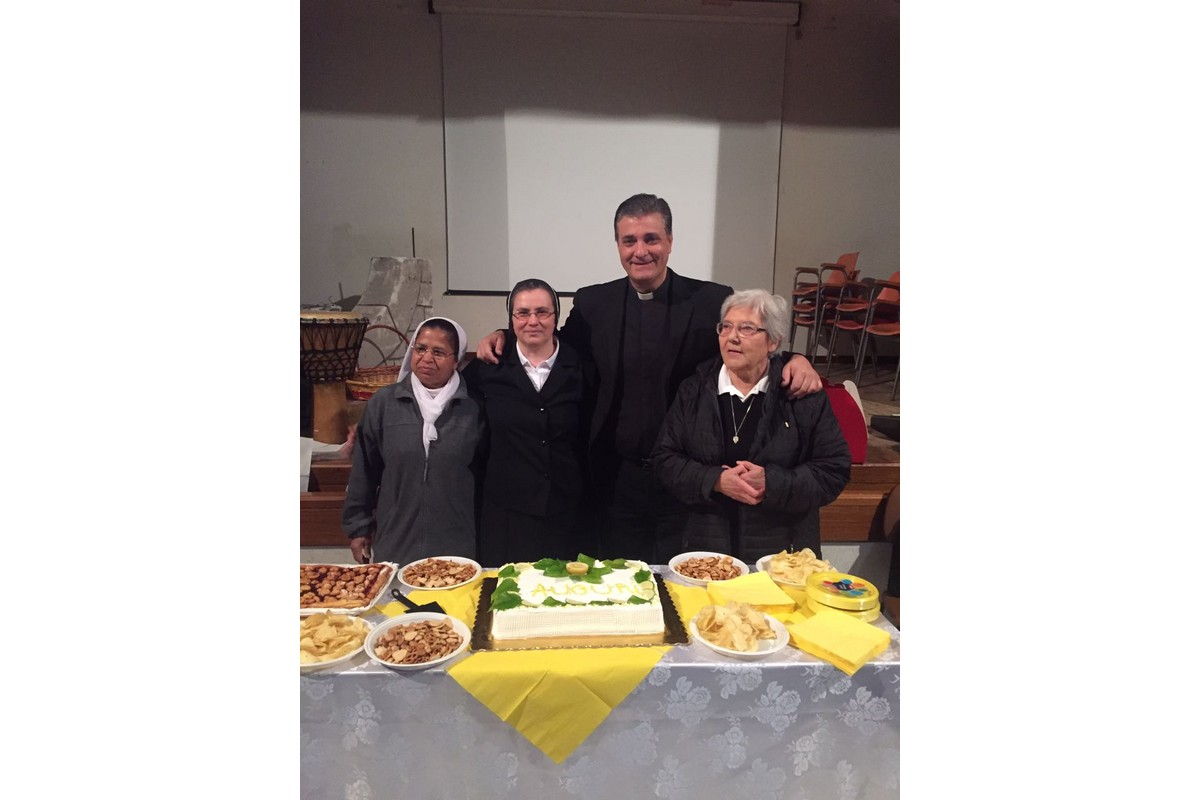 La comunità di Reggio Calabria con il parroco don Mimmo