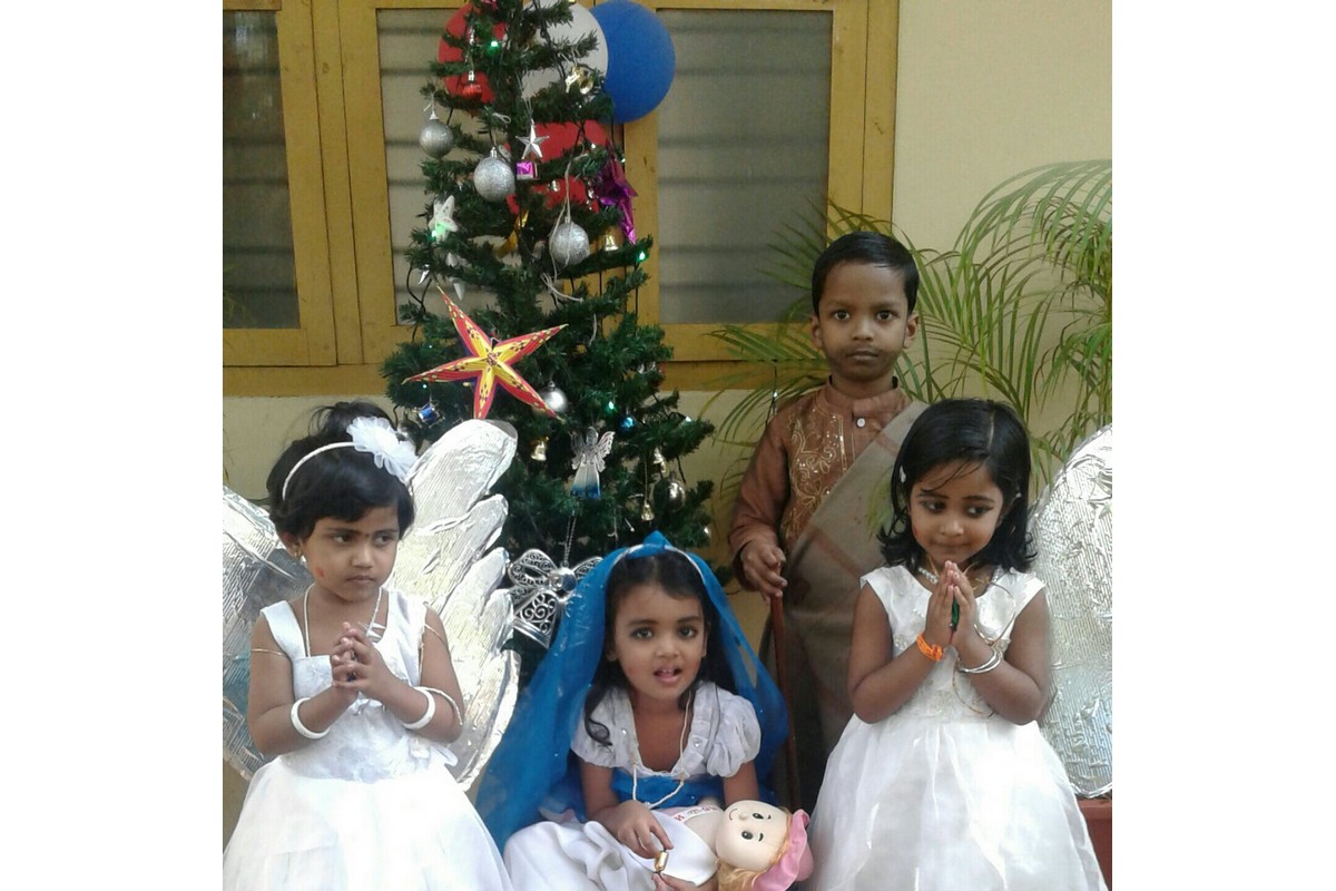 Celebrazioni nella Scuola materna Venerini di Cheruvannur
